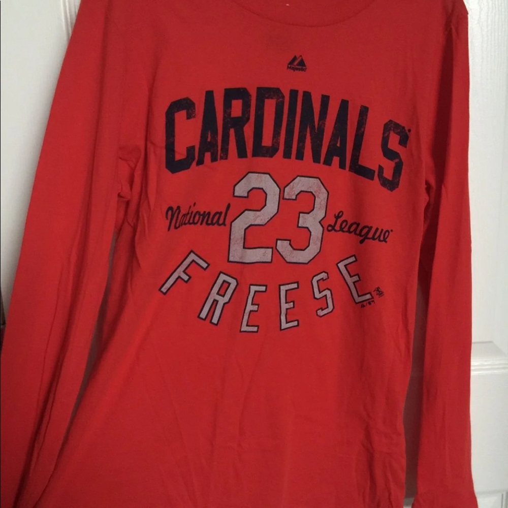 Women’s size L long sleeve tee